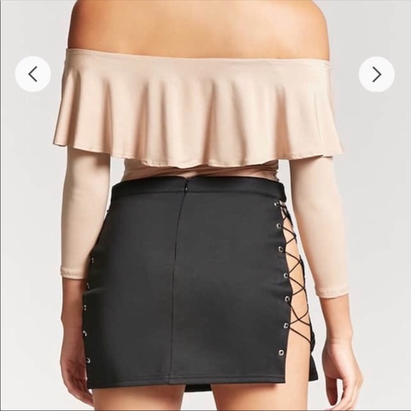 Long-sleeve Tan off shoulder bodysuit - Picture 3 of 3